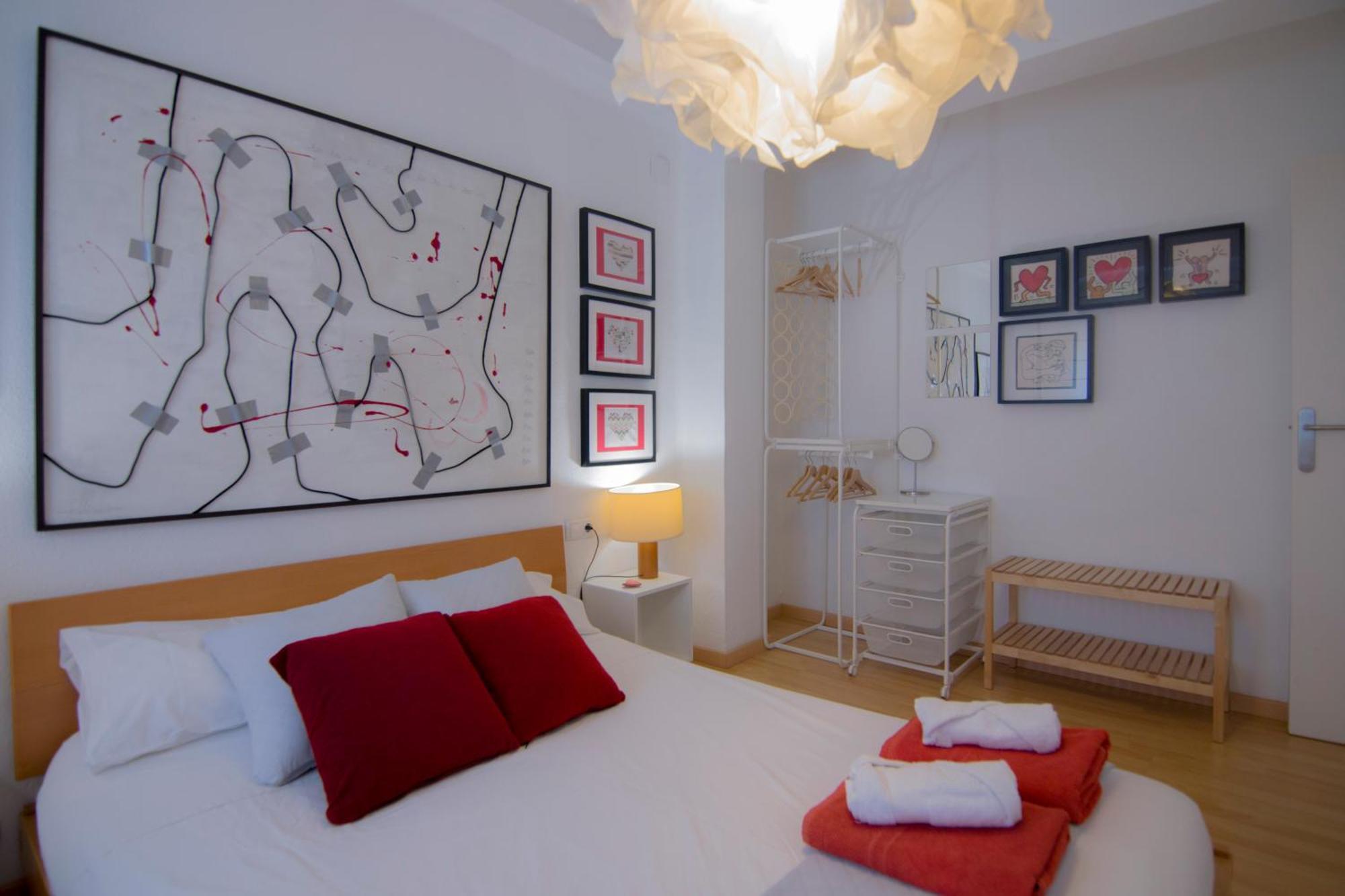 Luminoso. Comodo. Acogedor. Wifi. Junto A Ave バレンシア エクステリア 写真